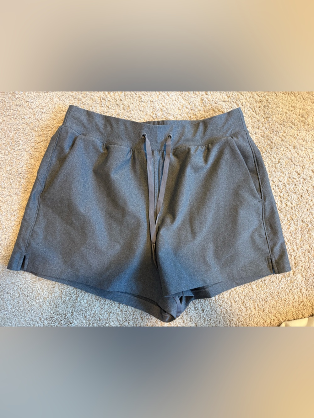 Old Navy Active Women's Gray Drawstring Powersoft Shorts